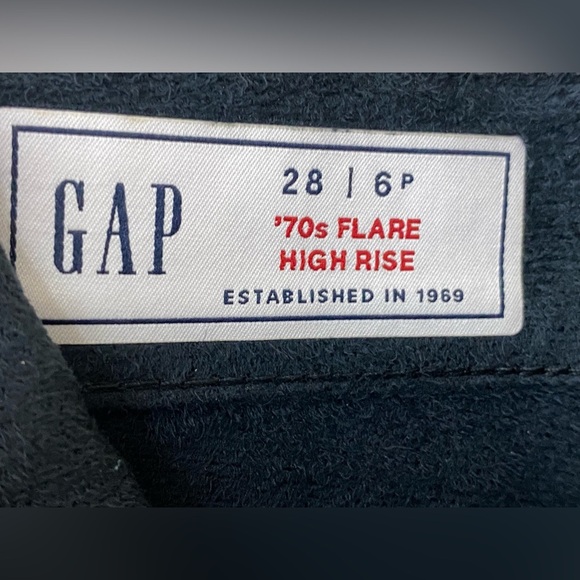 NWT GAP 70s high rise flares in vegan black leather- 6P - Picture 7 of 14